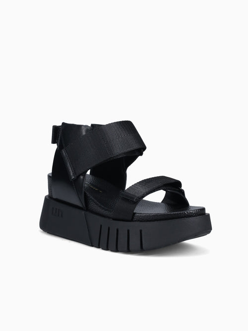 Delta Run Blk Black / 35 / M