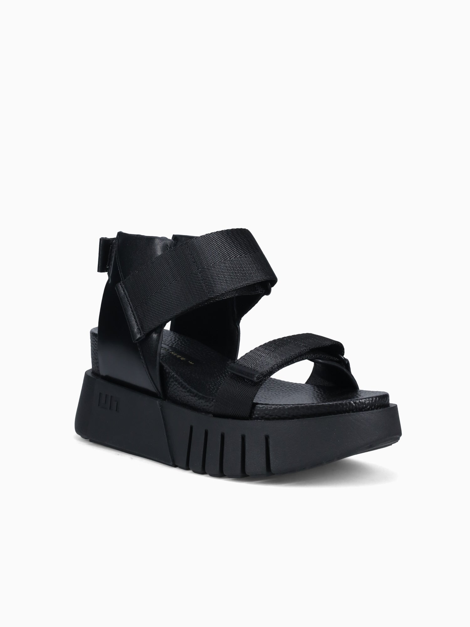 Delta Run Blk Black / 35 / M