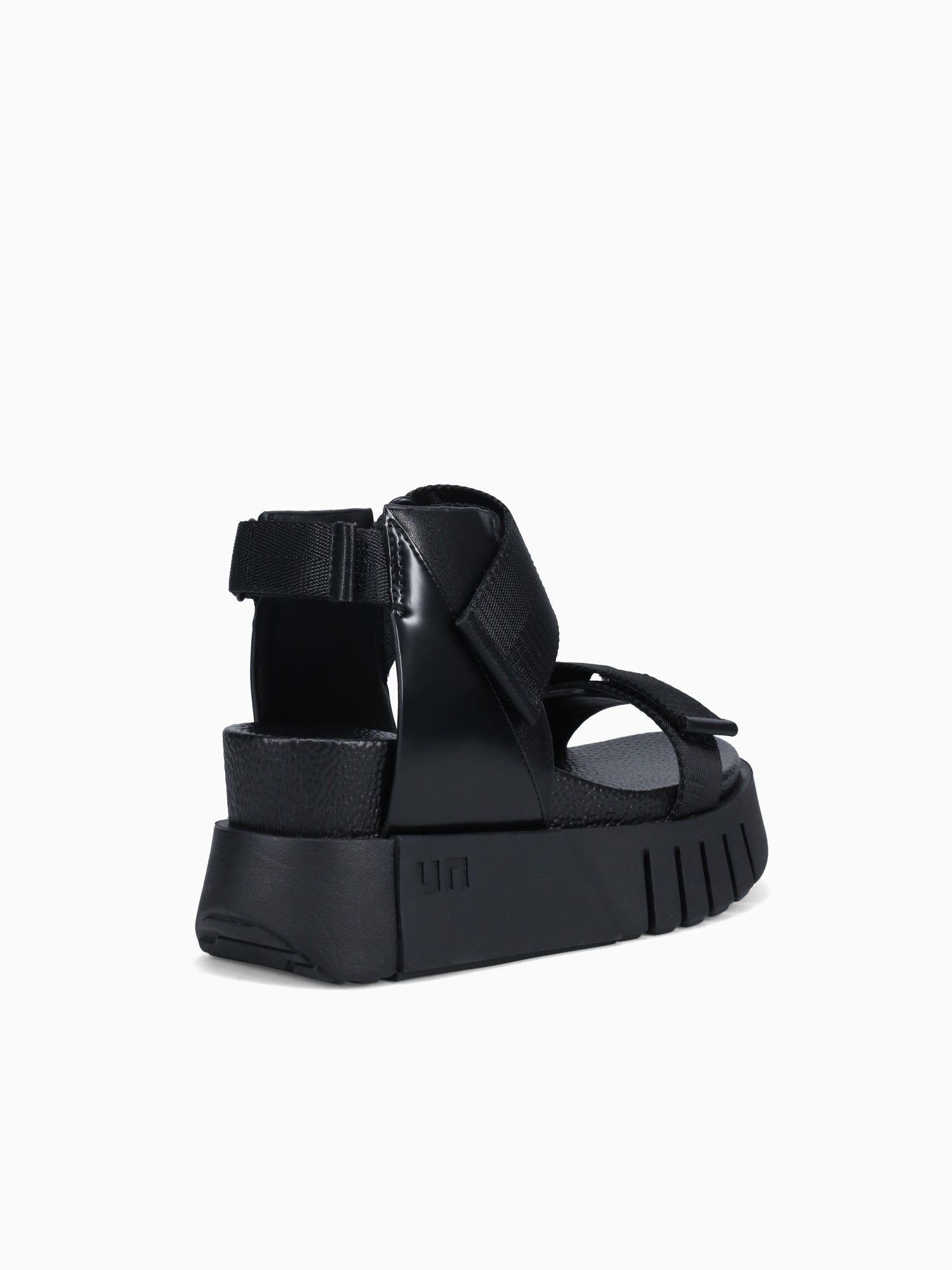 Delta Run Blk Black / 35 / M