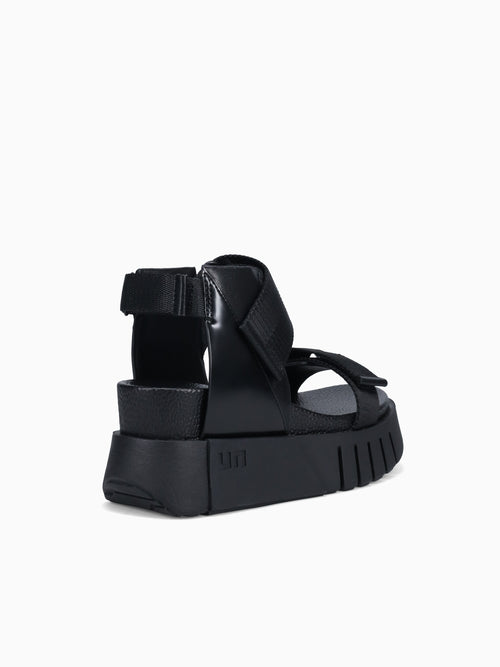 Delta Run Blk Black / 35 / M