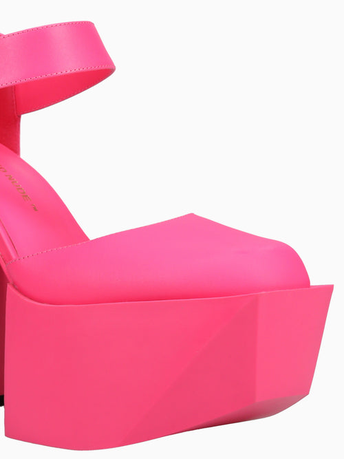 Stage Dorsey Neon Pink Nappa Pink / 36 / M