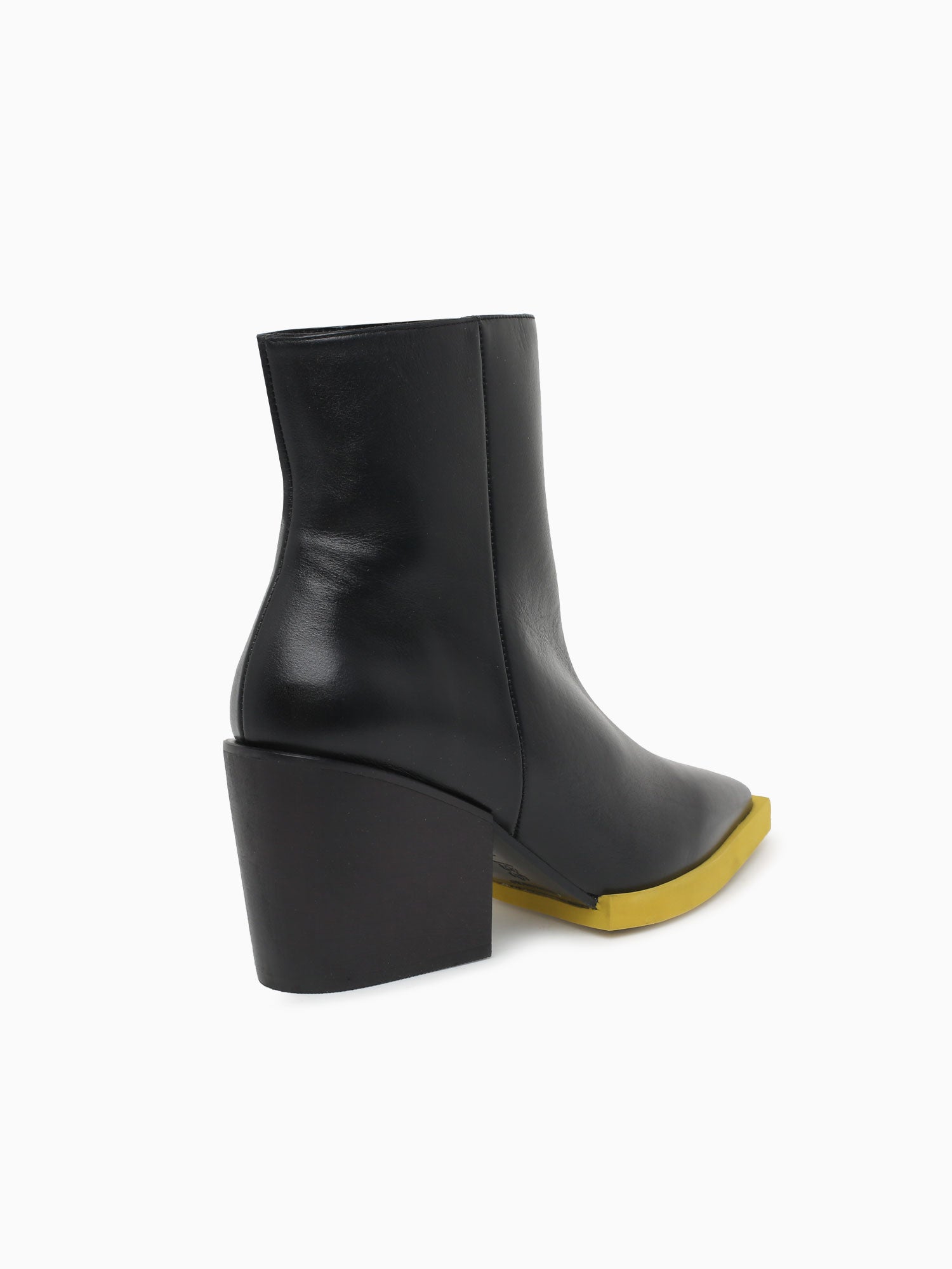 Bea Black Orient tayson Black / 36 / M