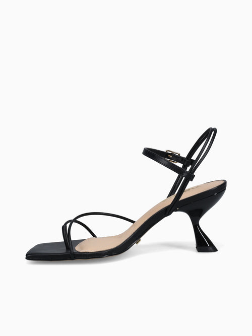 Ostrud Black Napa Black / 5 / M