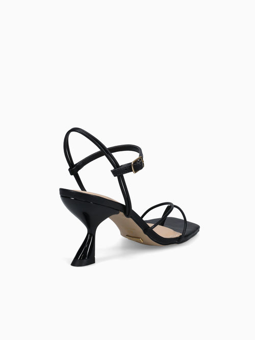 Ostrud Black Napa Black / 5 / M
