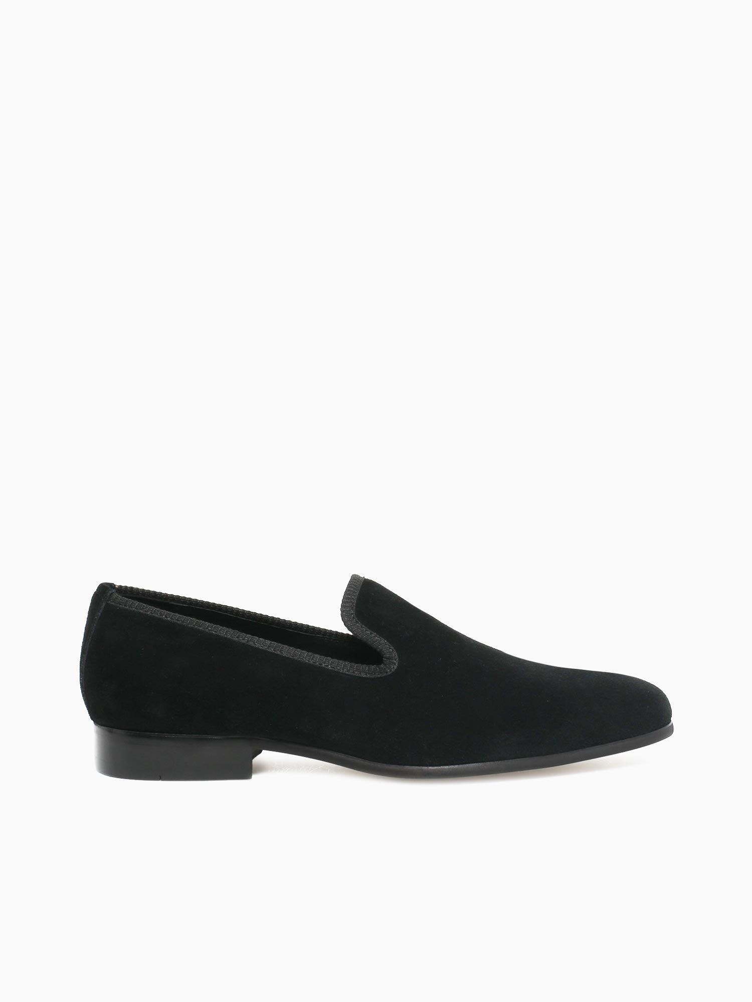 Chava Black Suede Black / 7 / M