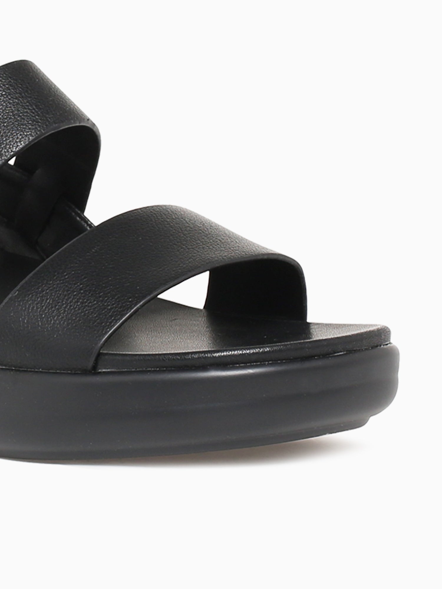 Coast Black Black / 5 / M