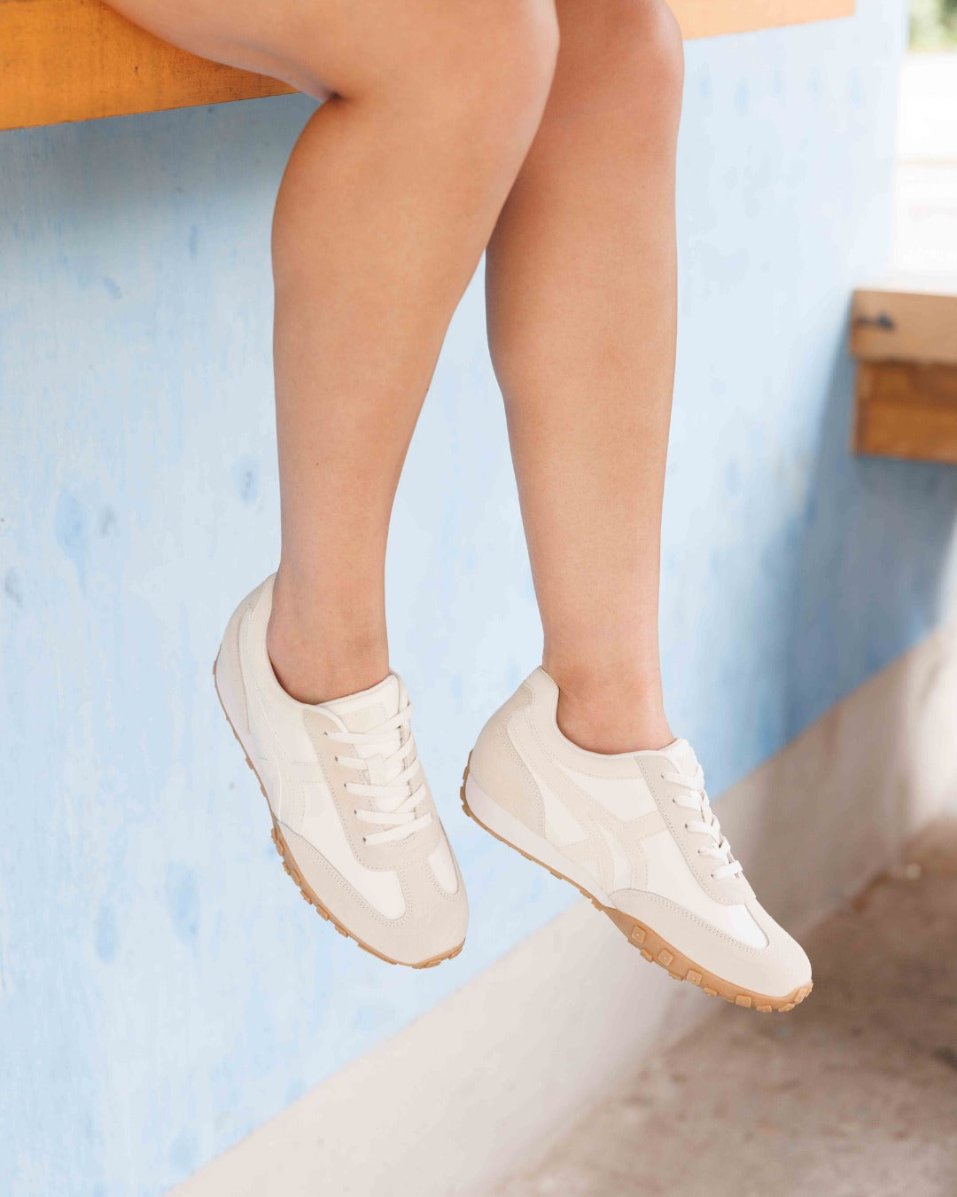 Fern Off White Leather