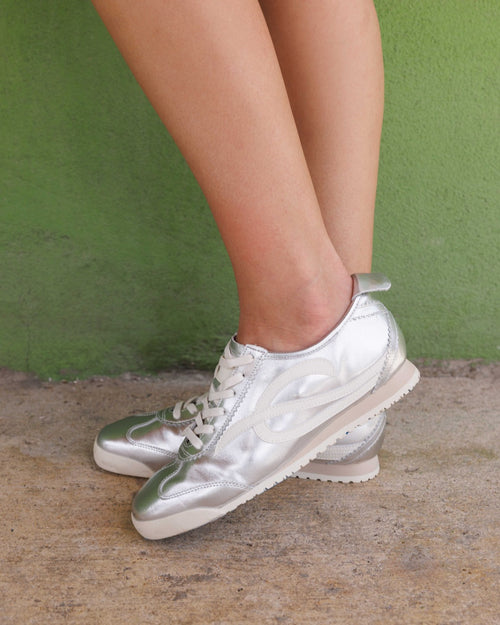 Frieven Silver Leather