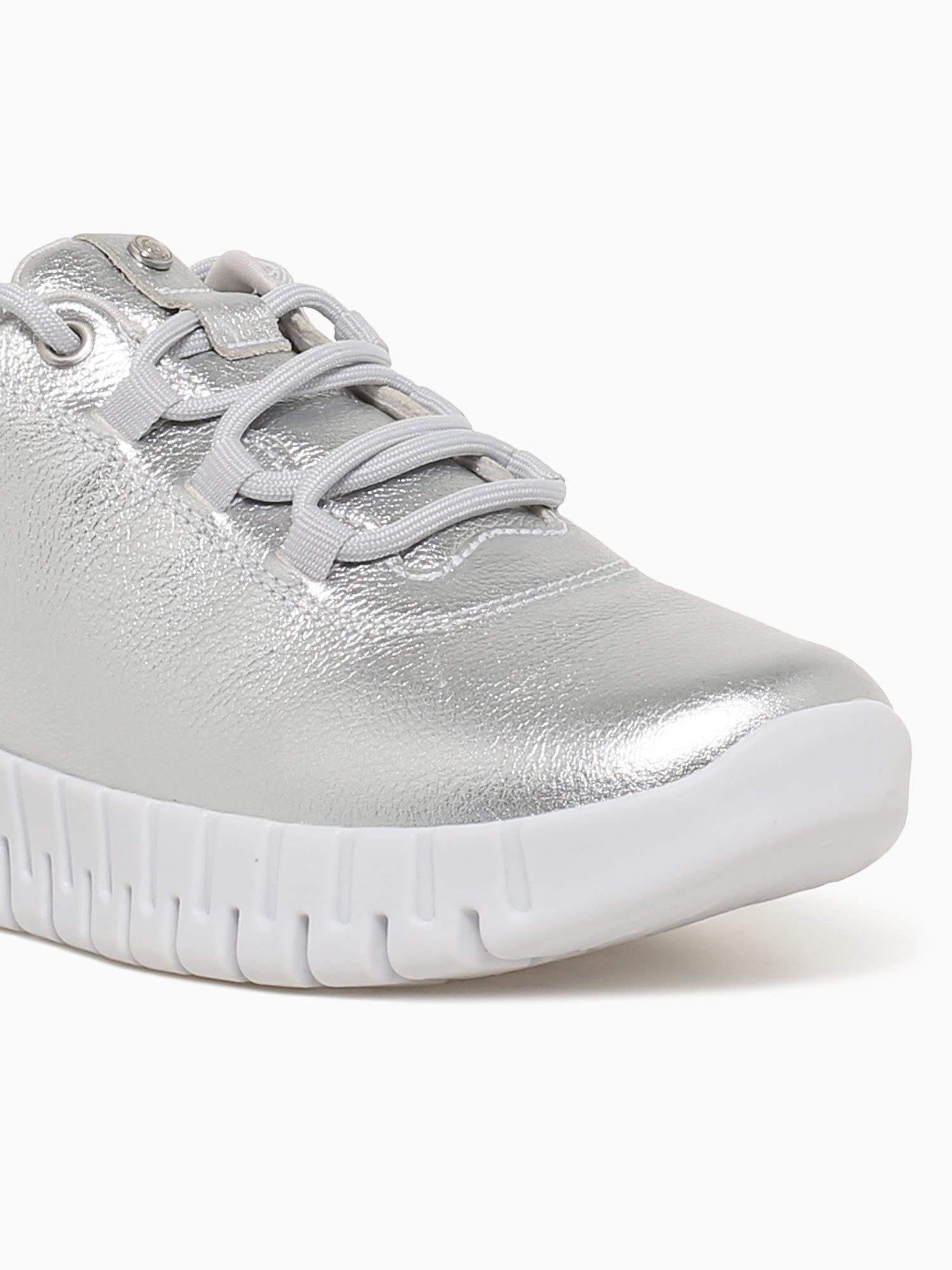 Bethany Prata Floater Metal Silver / 5 / M