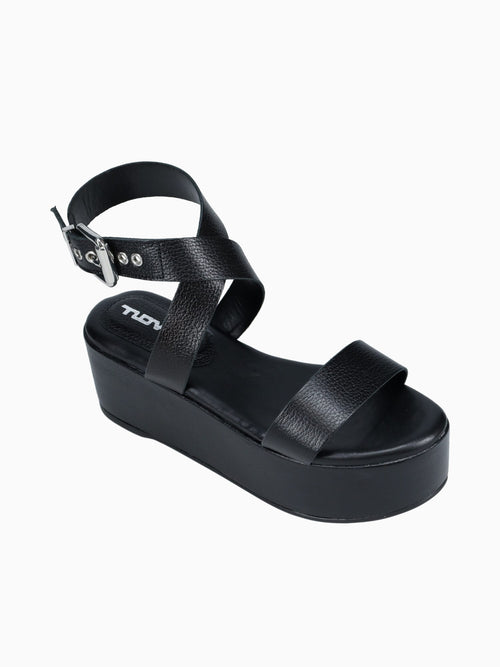 Linda Lu Black Floter Leather Black / 5 / M