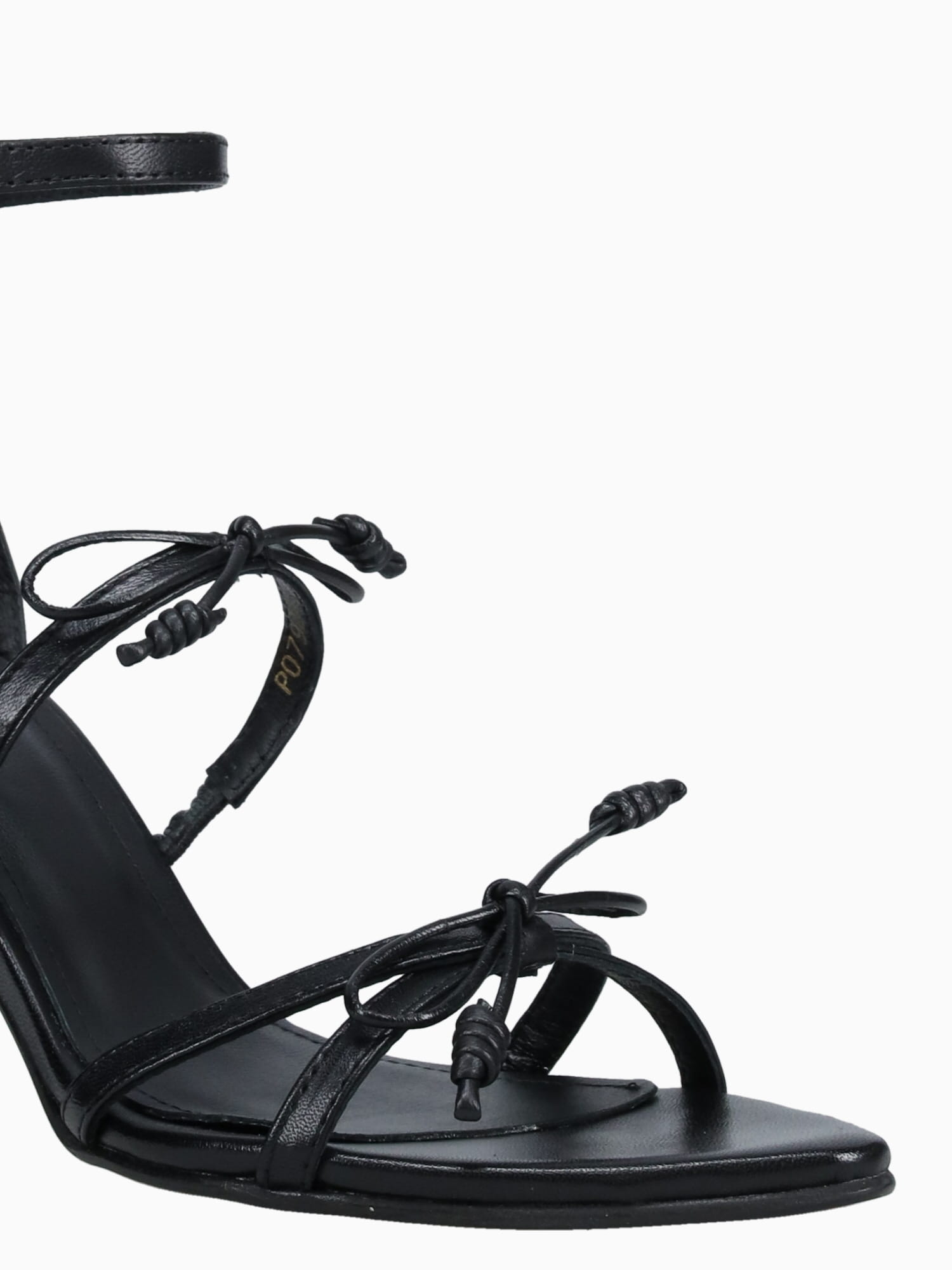 Malia Black Leather Black / 5 / M