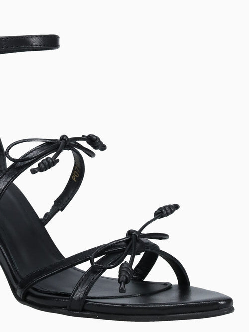 Malia Black Leather Black / 5 / M