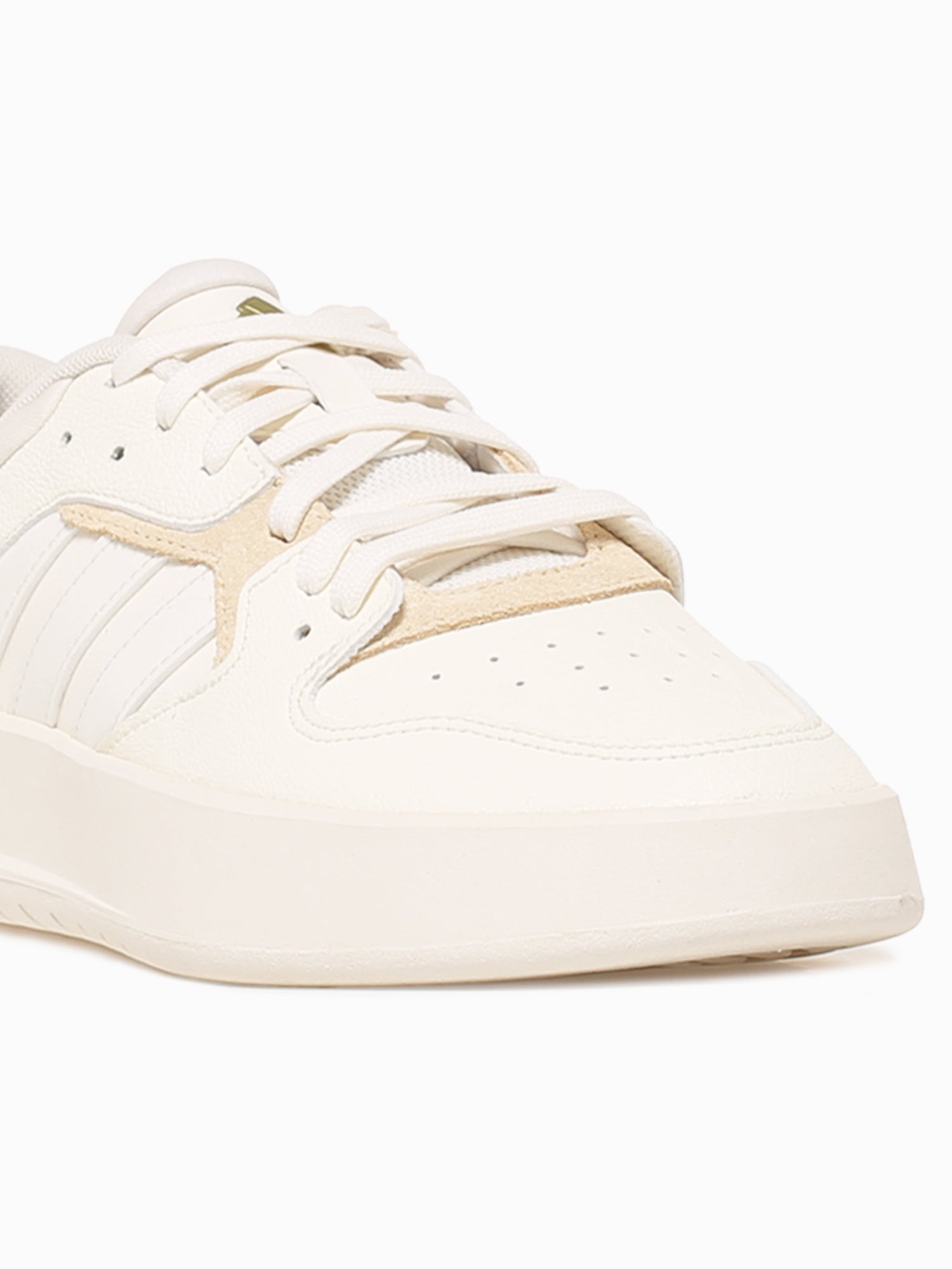 Court 24 Off White Gold Off White / 5 / M