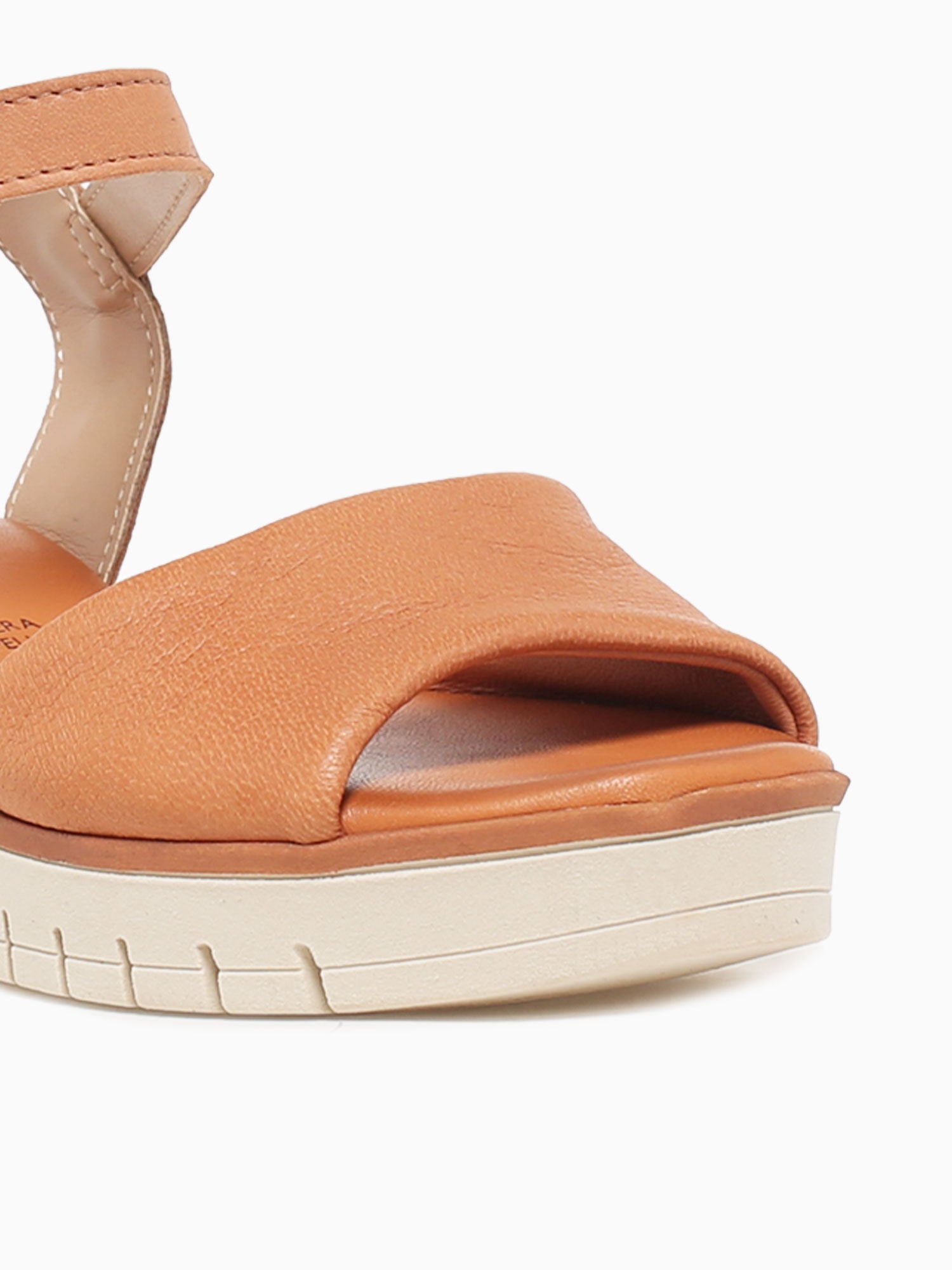 Elenora Cognac Pelle Tan / 36 / M