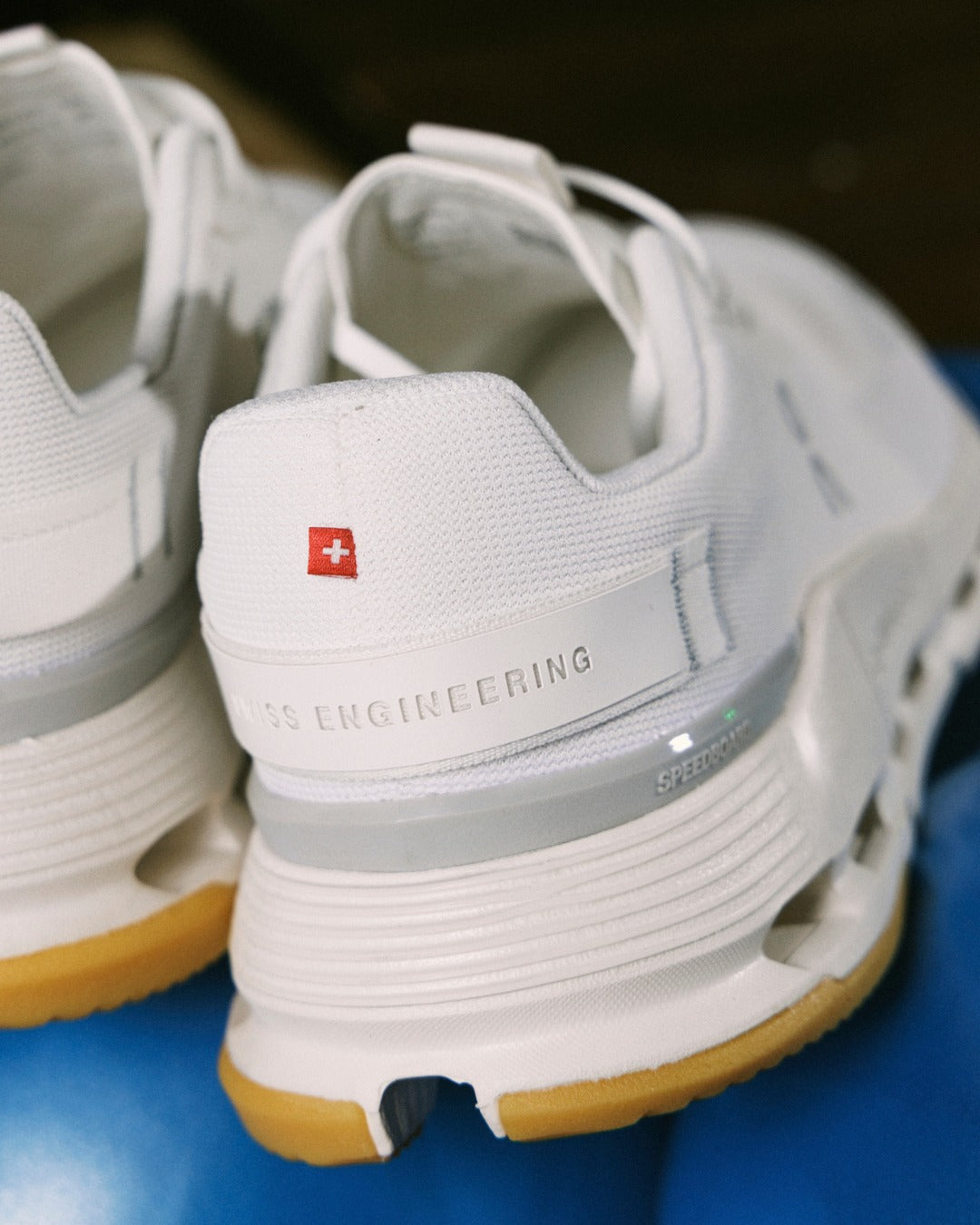 Cloudnova Form 2 White Ivory mesh