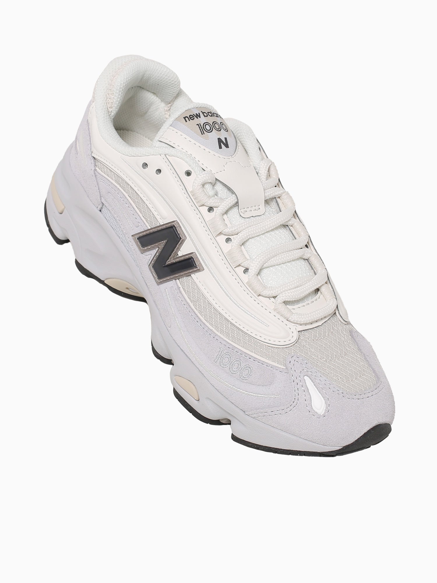 1000 Pearl Grey Suede Mesh Grey / 4 / M
