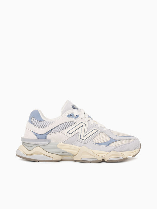 9060 Perl Grey Blue suede Blue / 4 / M