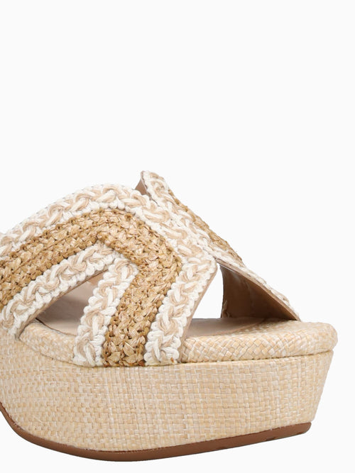 Gen Tan Raffia Tan / 6 / M
