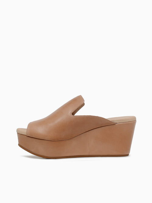 Whisper Sand Leather Tan / 6 / M