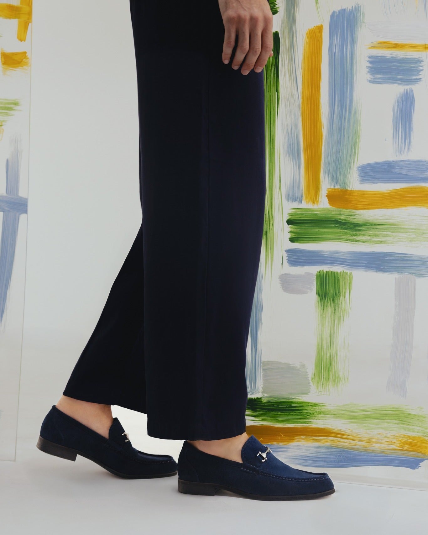 Darius Navy Suede