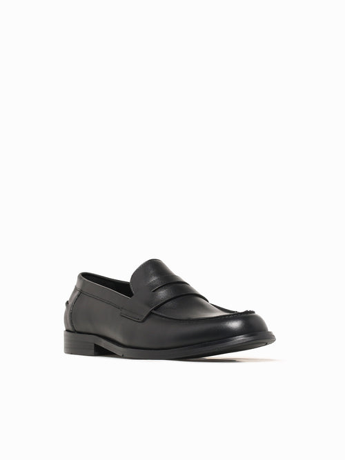 Gaio Black Soft Calf Lether Black / 7 / M