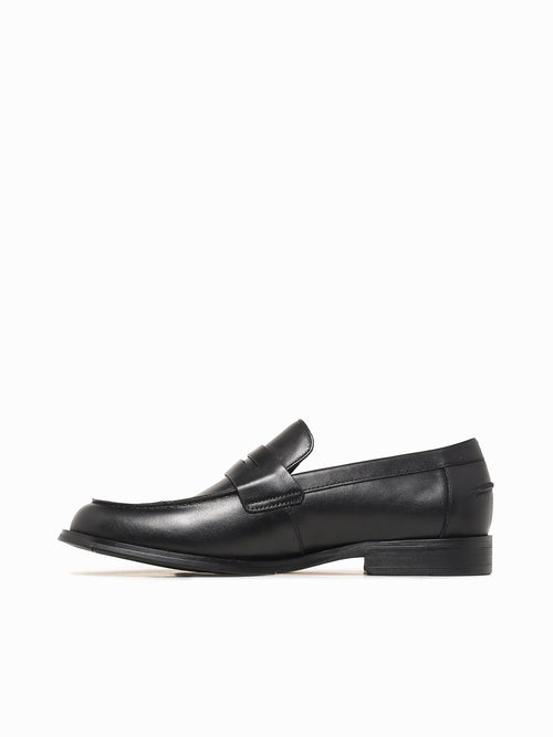 Gaio Black Soft Calf Lether Black / 7 / M