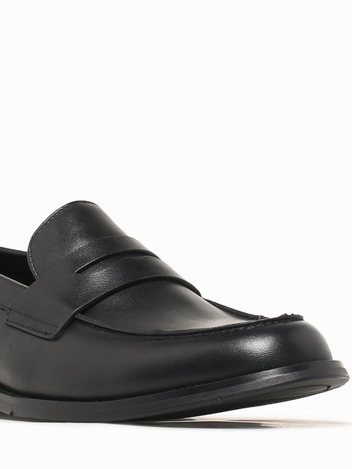 Gaio Black Soft Calf Lether Black / 7 / M