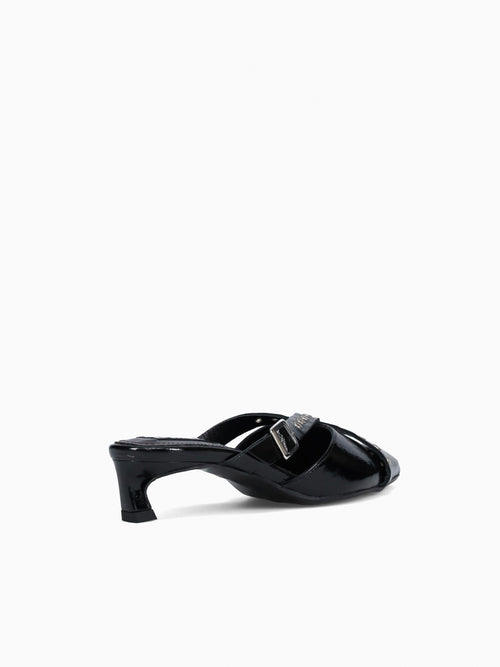 Zyra Black Leather Black / 36 / M