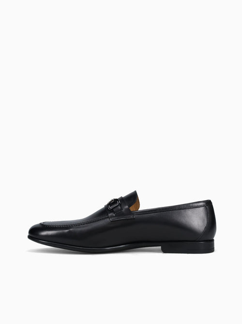 3052 Black Leather Black / 7 / M