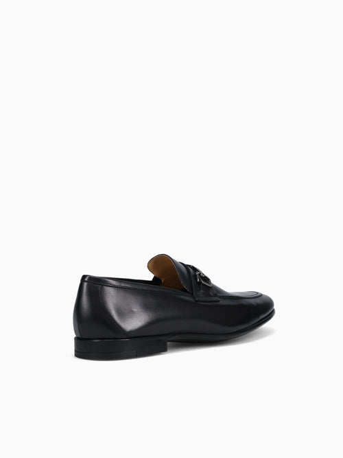 3052 Black Leather Black / 7 / M