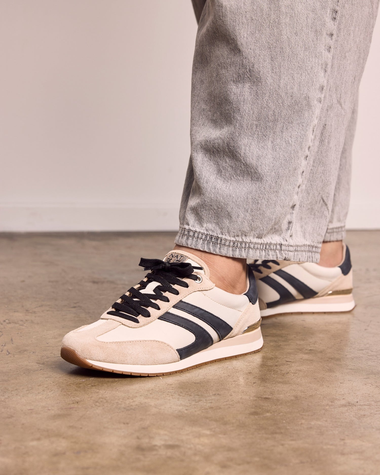 Lorena White Porcelain leather