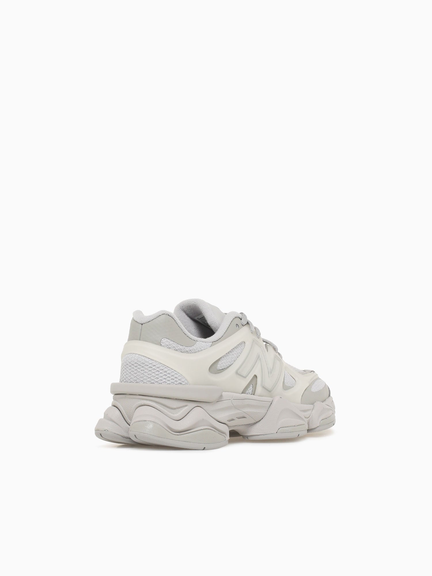 9060 Raincloud Concrete Grey / 4 / M