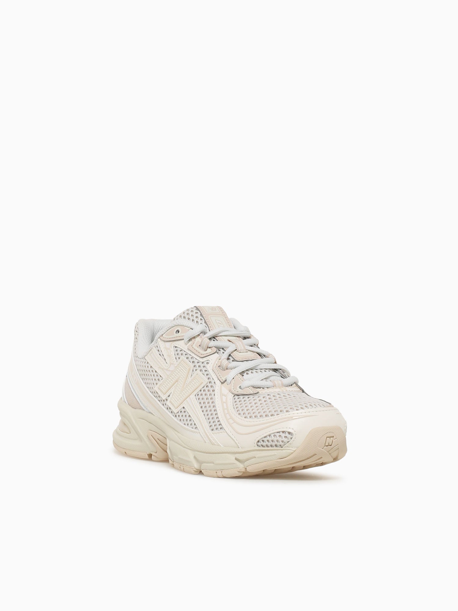 740 Bisque Seasalt leather mesh Off White / 4 / M