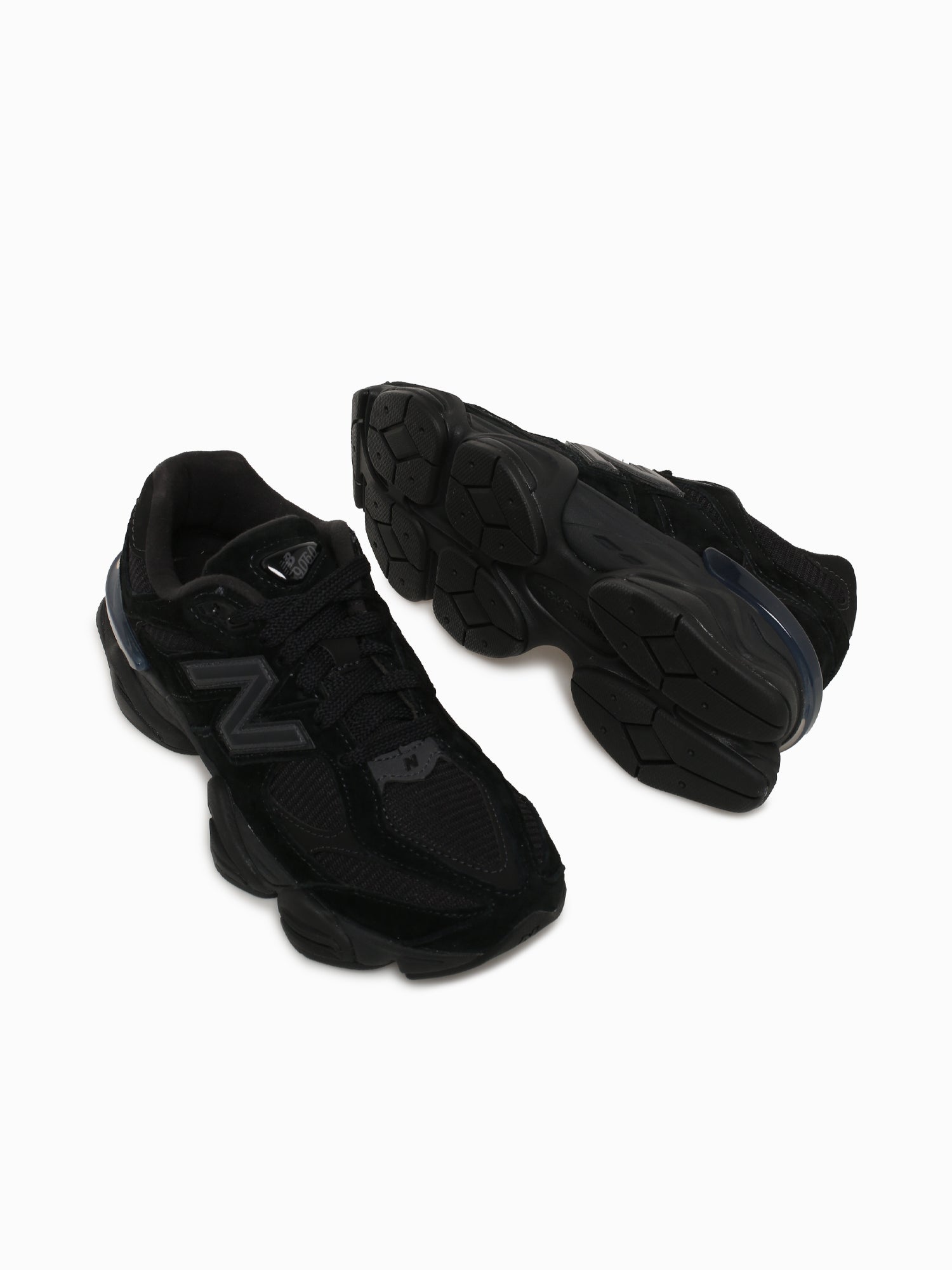 9060 Triple Black Suede Black / 4 / M