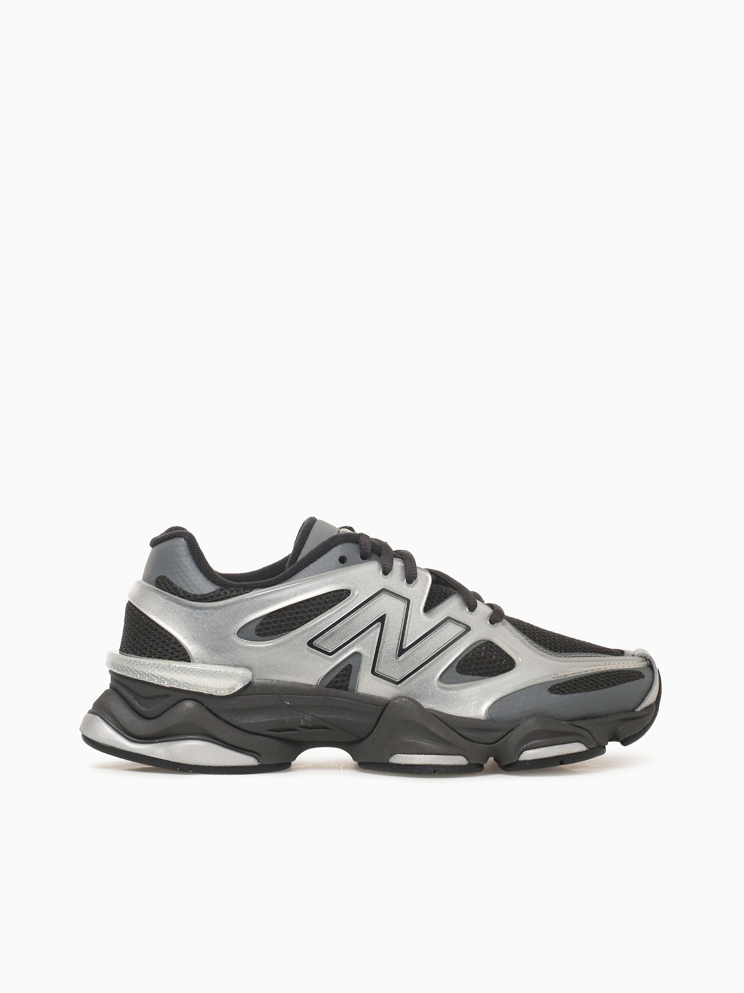 9060 X Silver Metallic Leather Silver / 8 / M