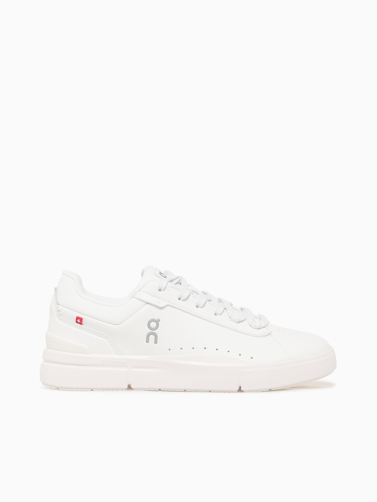The Roger Advantage White White leather– Novus Shoes
