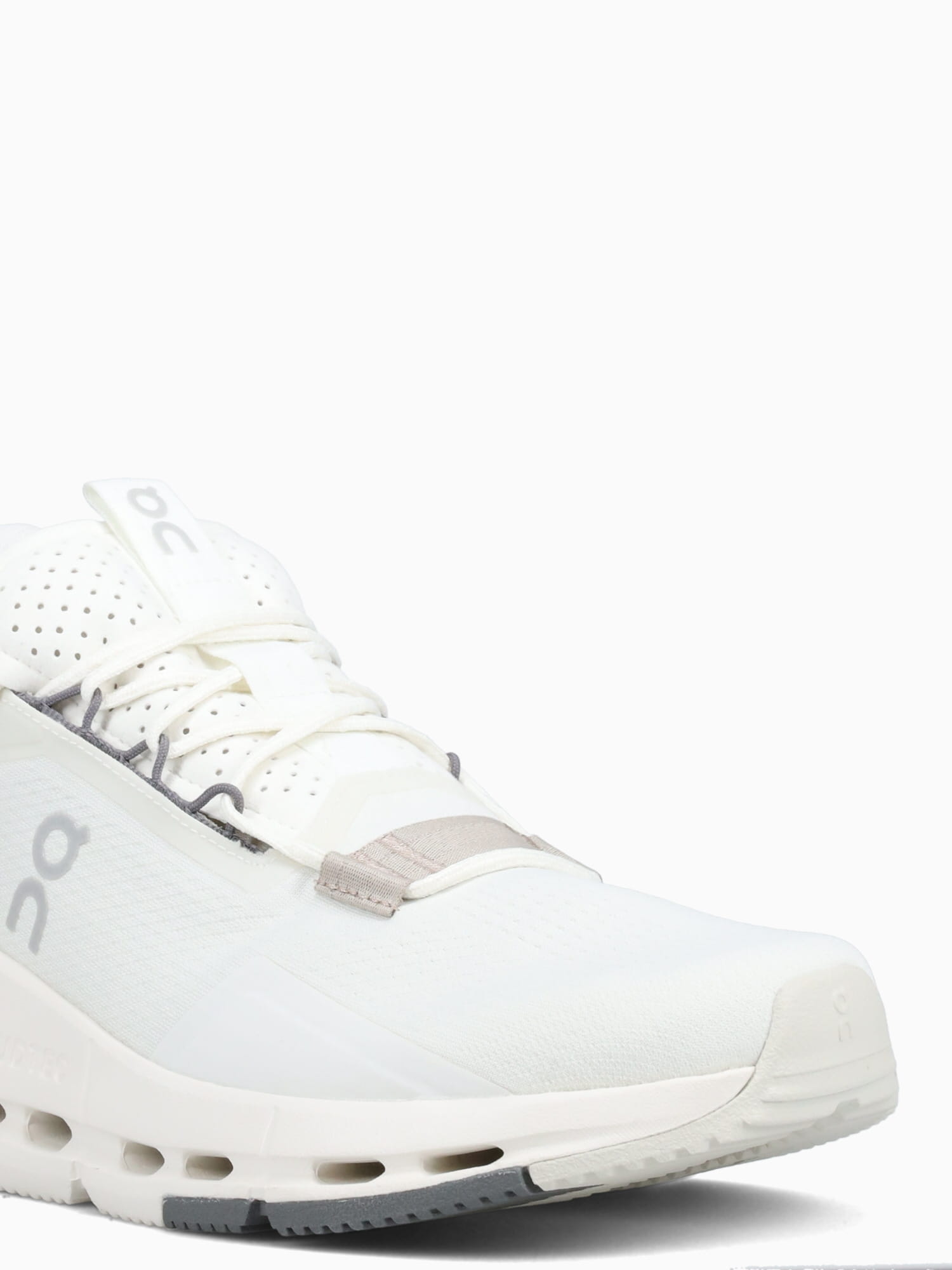 Cloudnova 2 Ice Sand mesh Off White / 7 / M