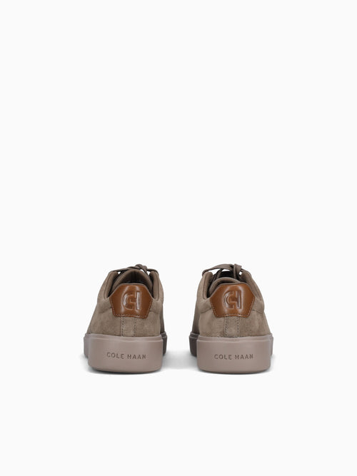 Grand Crosscourt Traveler Sneaker Brown Brown / 7 / M