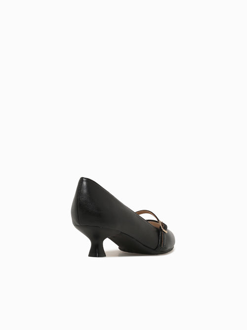Madelyn Black Black / 5 / M