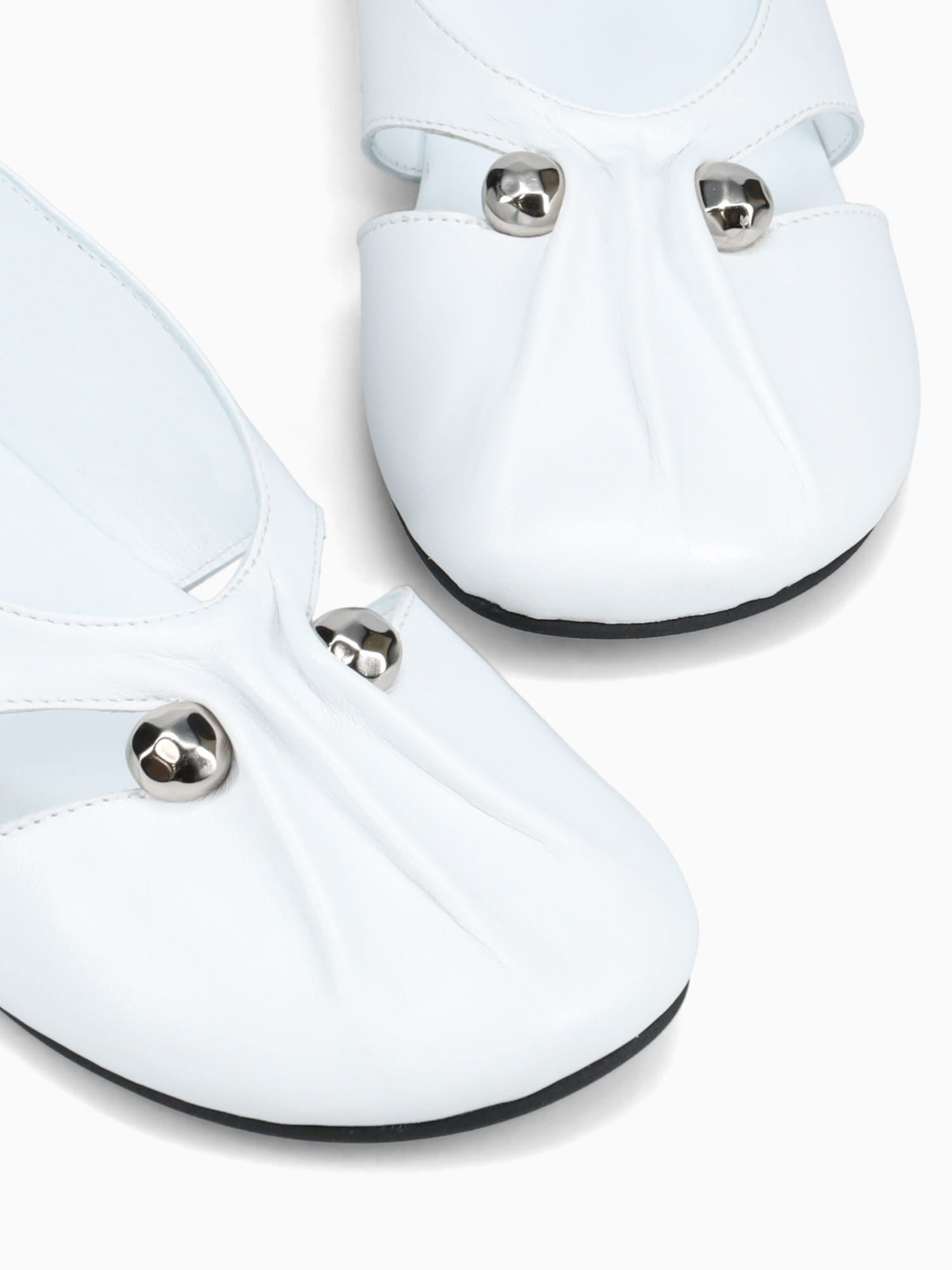 Ravena White Leather White / 36 / M