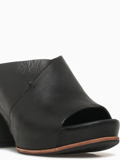 Stowe Black Leather Black / 5 / M