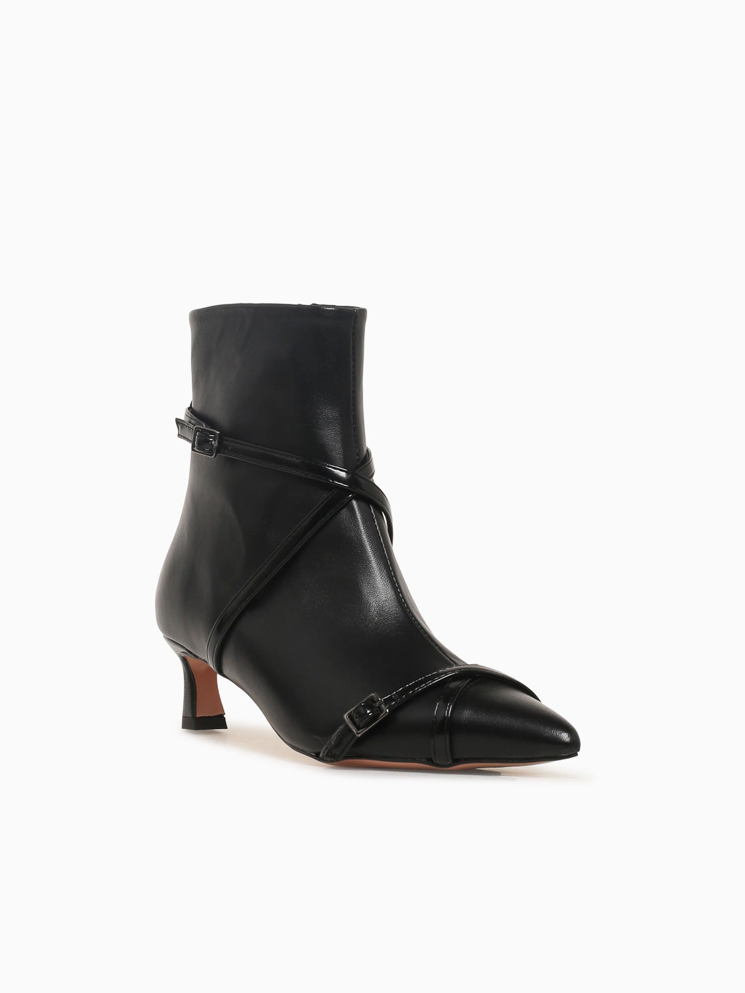 596 Nero Leather Black / 36 / M