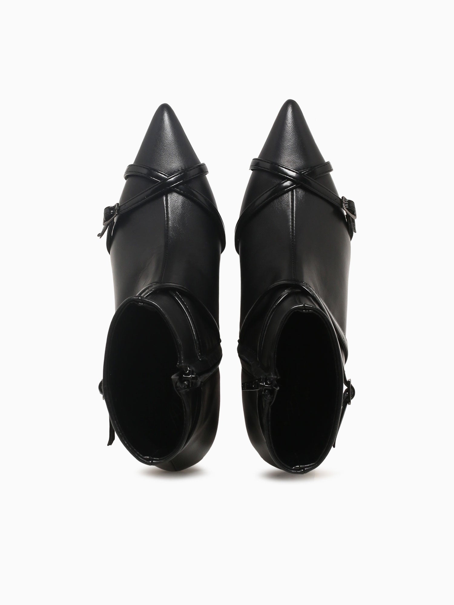 596 Nero Leather Black / 36 / M