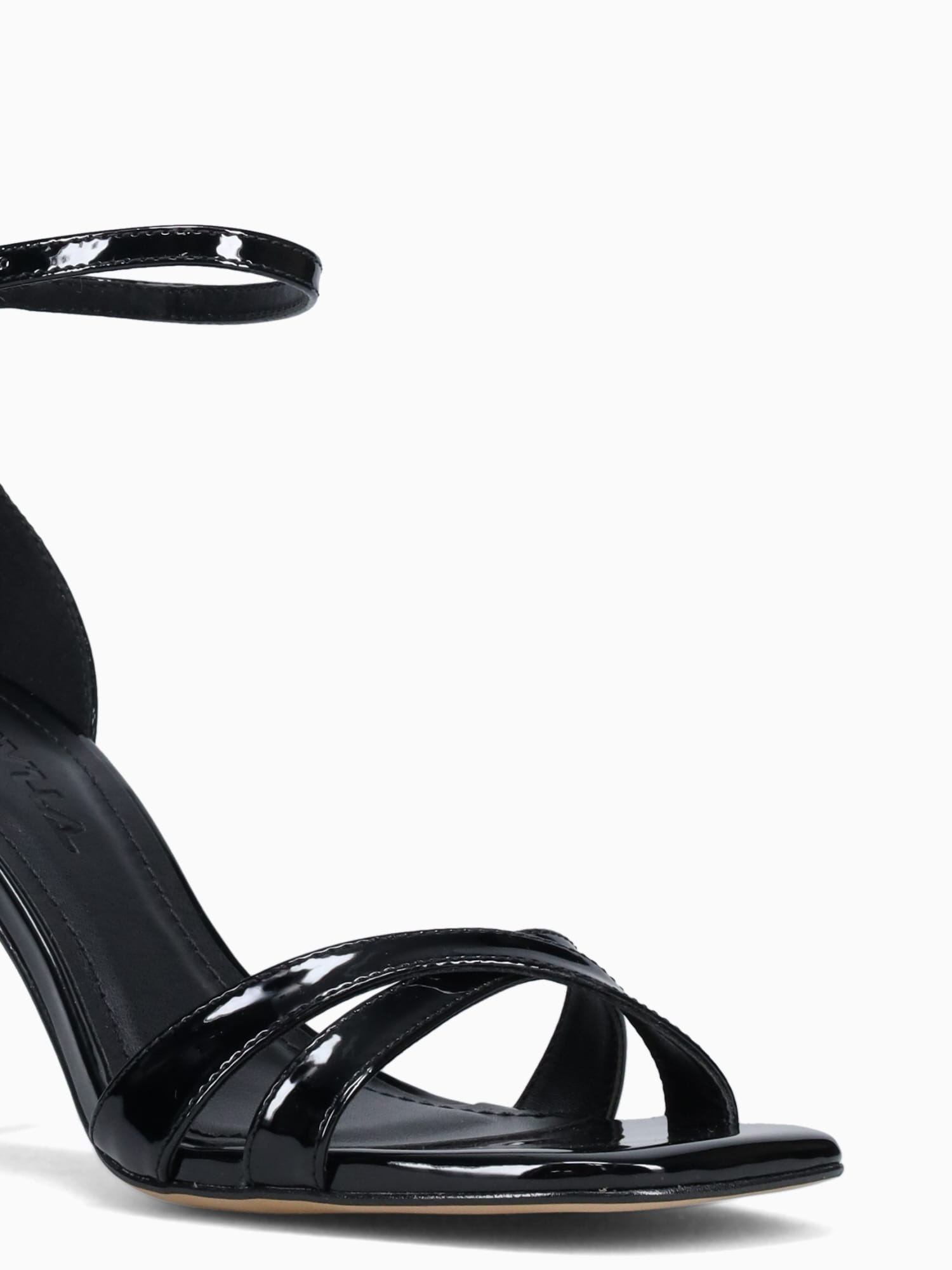 Akemi Black Verniz Black / 5 / M