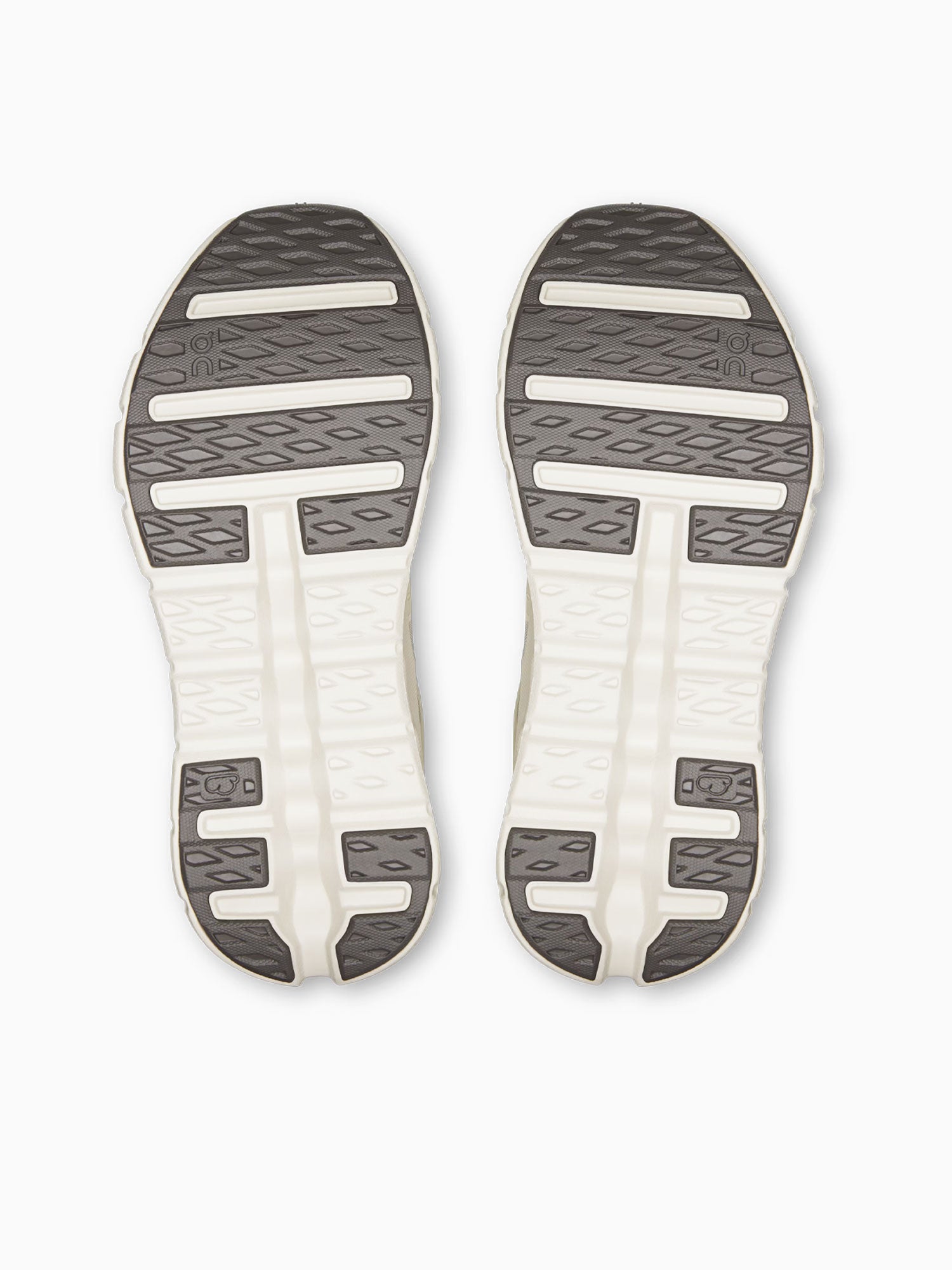 Cloudtilt Remix Silver Ivory mesh Silver / 5 / M