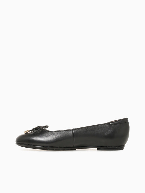 Ashlyn Black Leather Black / 5 / M
