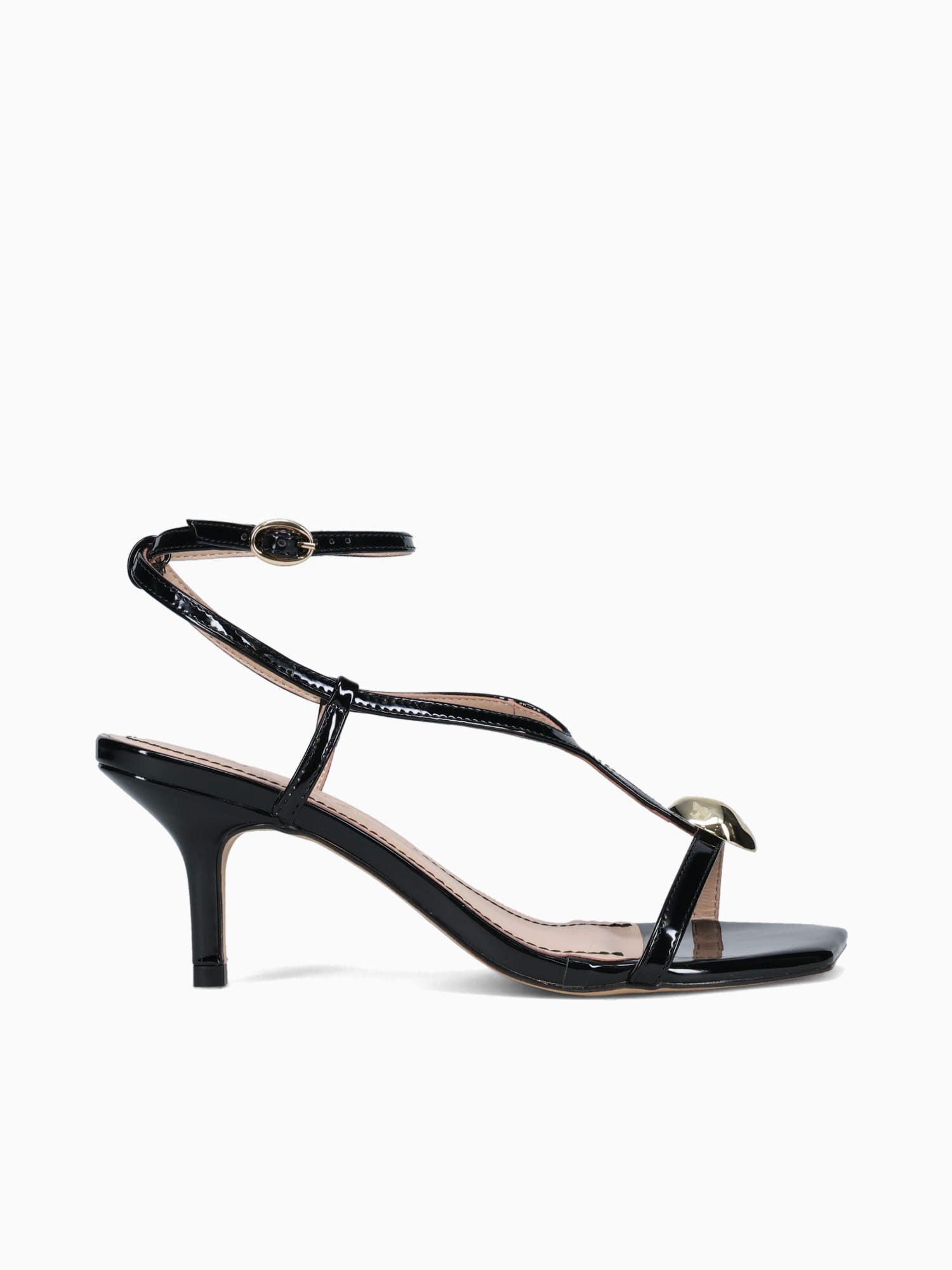 Wally Black Patent Black / 5 / M