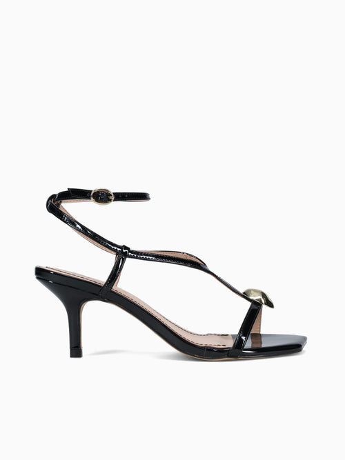 Wally Black Patent Black / 5 / M