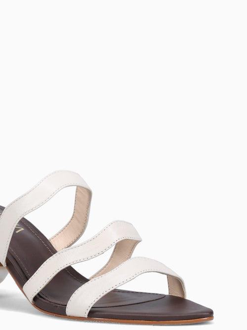 Chloe Off White Napa Off White / 5 / M