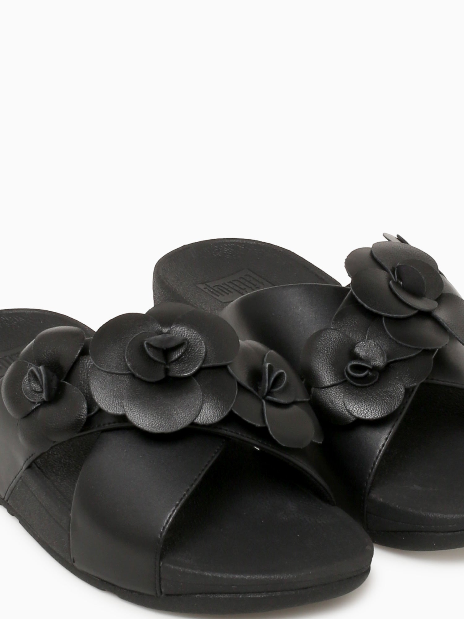 Lulu Flower Cross Slide Black Leather Black / 5 / M